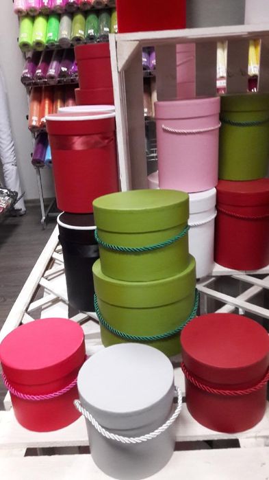 FLOWER BOX pudełka na kwiaty, również welurowe - producent hurtownia