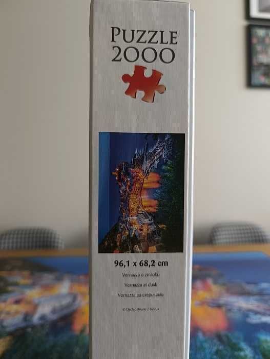 Puzzle Trefl 2000 el. „Vernazza o zmroku"