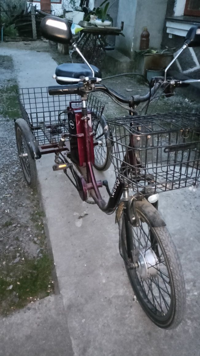 Продаю триколісний електровелосипед Happy