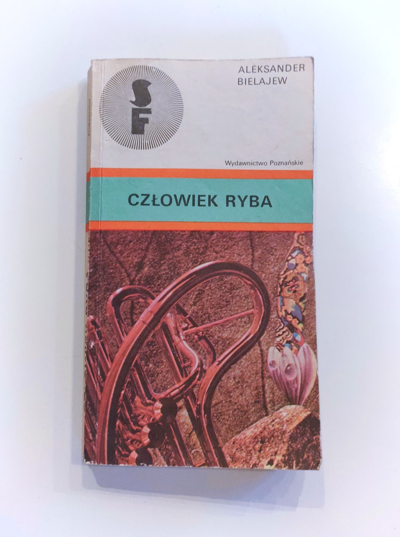 Aleksander Bielajew "Człowiek ryba" książka