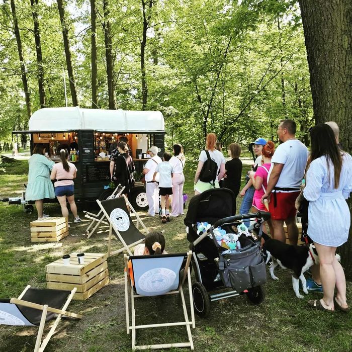 Lodziarnia Koń by się uśmiał Przyczepa Gastronomiczna RETRO Got biznes