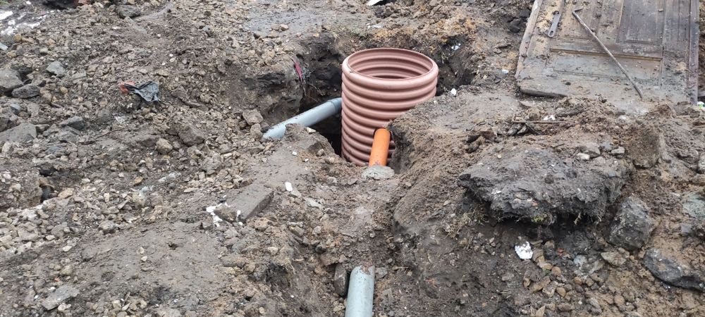 Prace ziemne budowlane, mini koparka, wycinka drzew, wyburzenia.