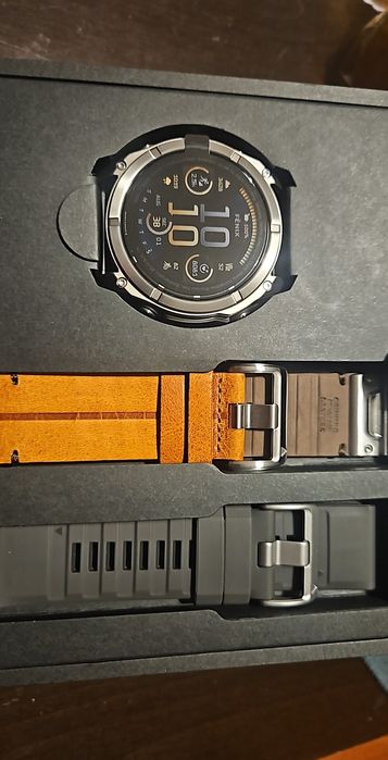 Garmin 8x saphirre solar titanium