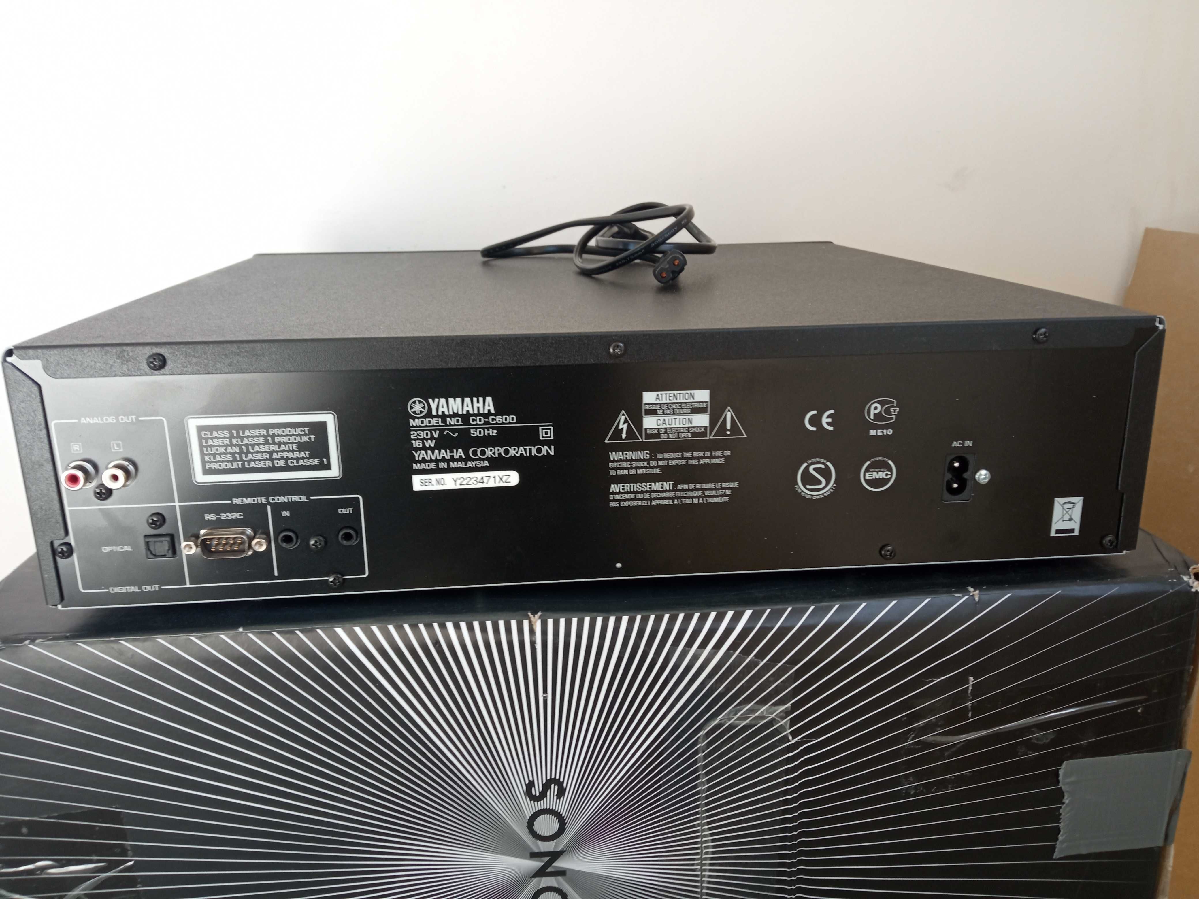 Odtwarzacz Yamaha cd-c600