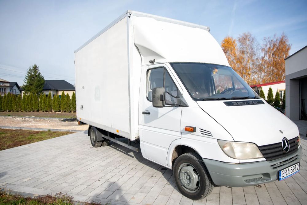 Mercedes-Benz Sprinter Mercedes Sprinter z wystawką