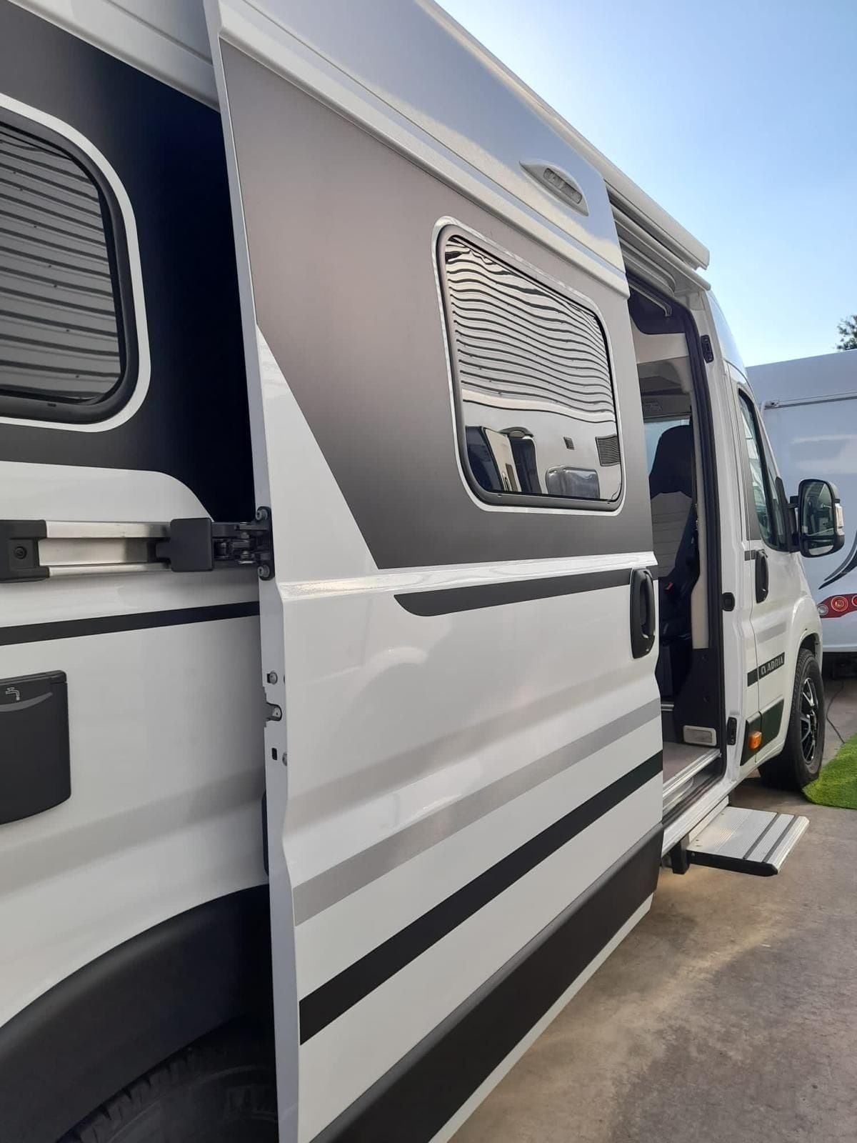 Adria Twin SGX 640 Plus