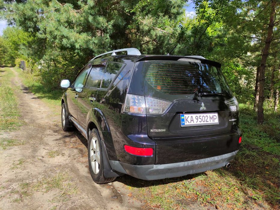 Продам Mitsubishi Outlander II 3.0 i V6 24V XL (220 лс)