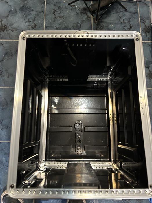 Rack Case 8U thomann