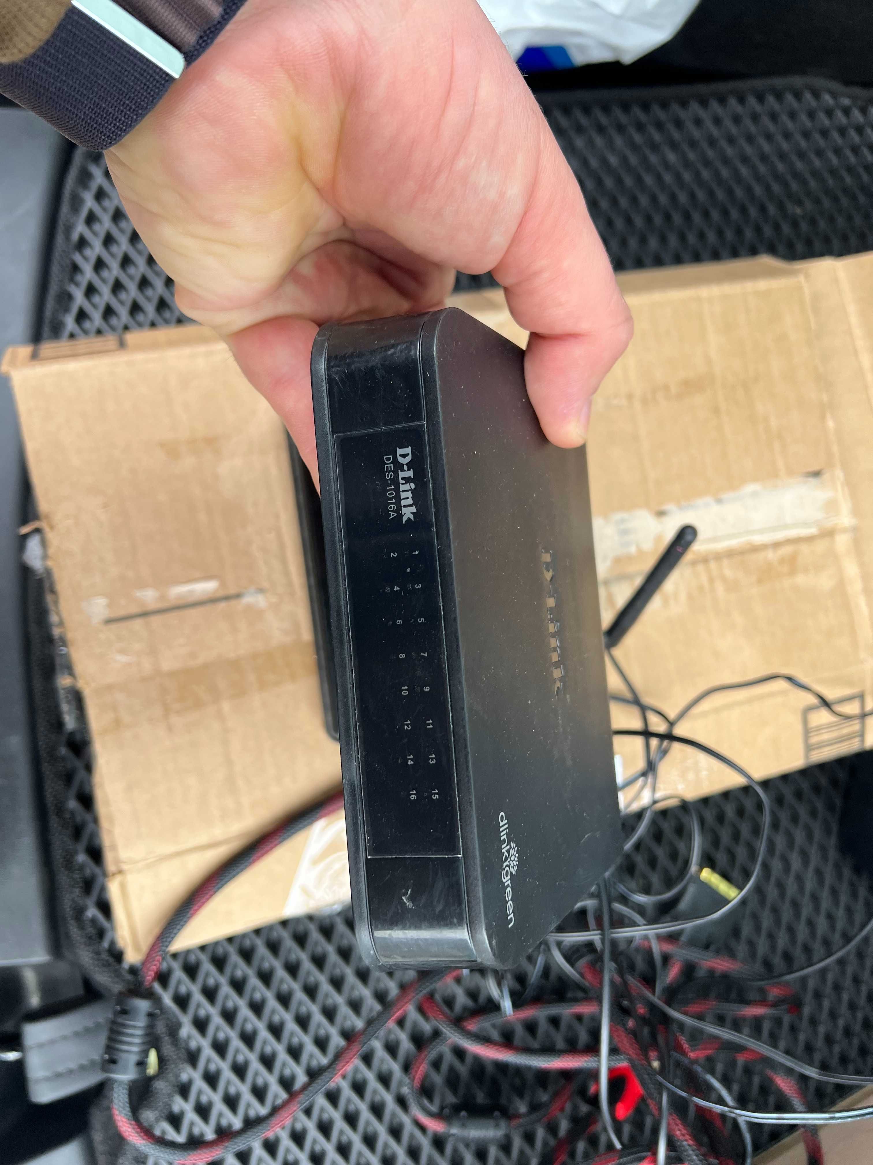 D-Link DGS-1016 Маршрутизатор, 2Гб, 16вх +DIR300 Wifi+ рабочий!