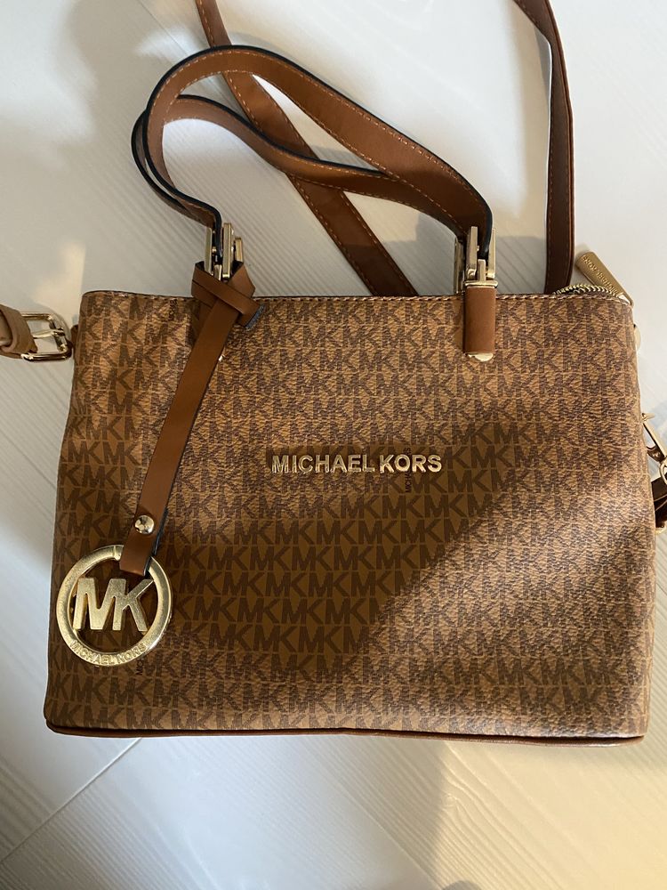 Torebka na ramię michael kors.