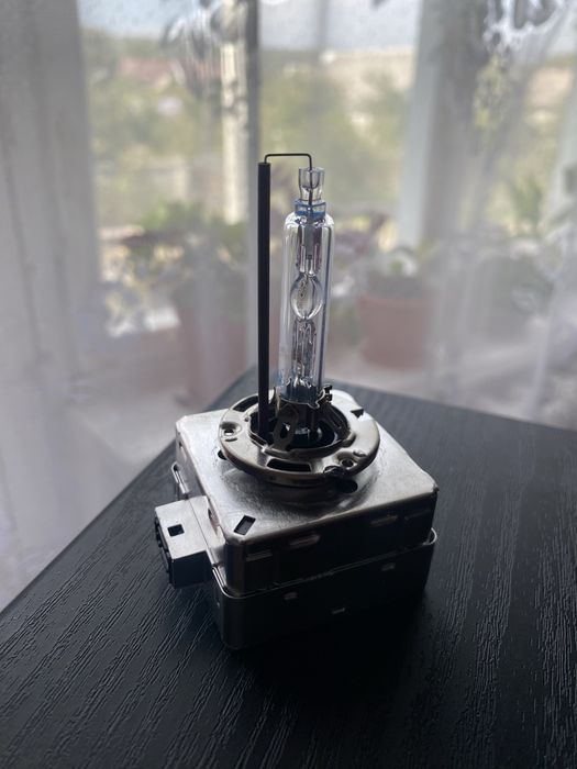 Лампа ксенон D3S 35W Philips
