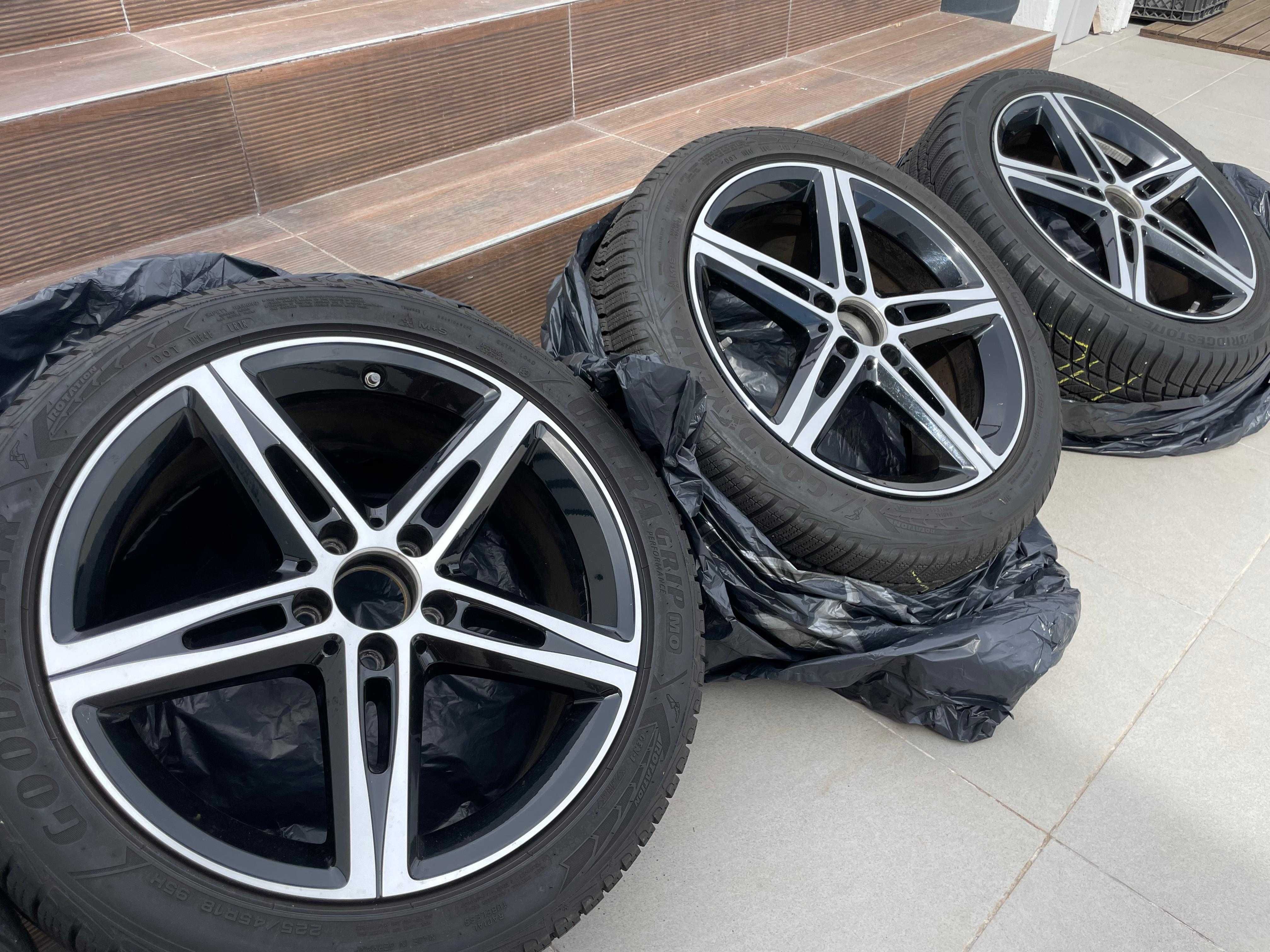 Jantes Mercedes 18” com pneus de inverno novos
