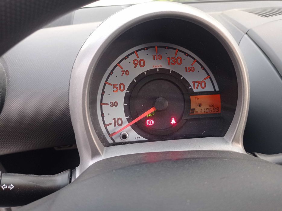 Toyota Aygo ano 2012