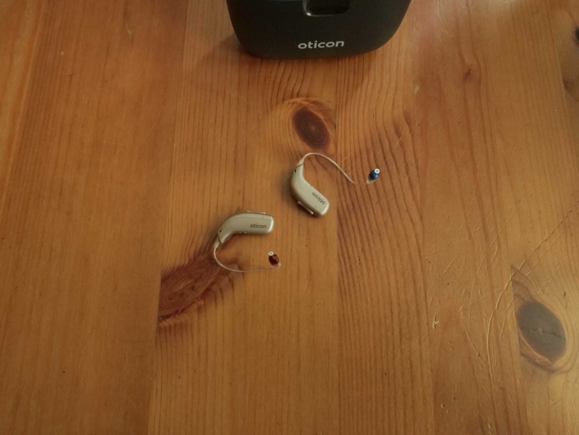 Aparat słuchowy- ładowanie indukcyjne,  Oticon Zircon 2 Mini Rite R
