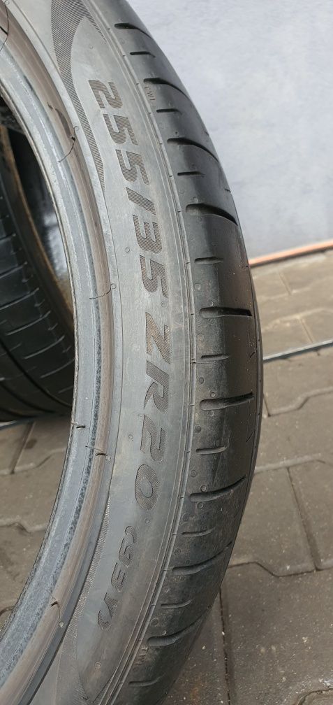 255/35/20 Pirelli