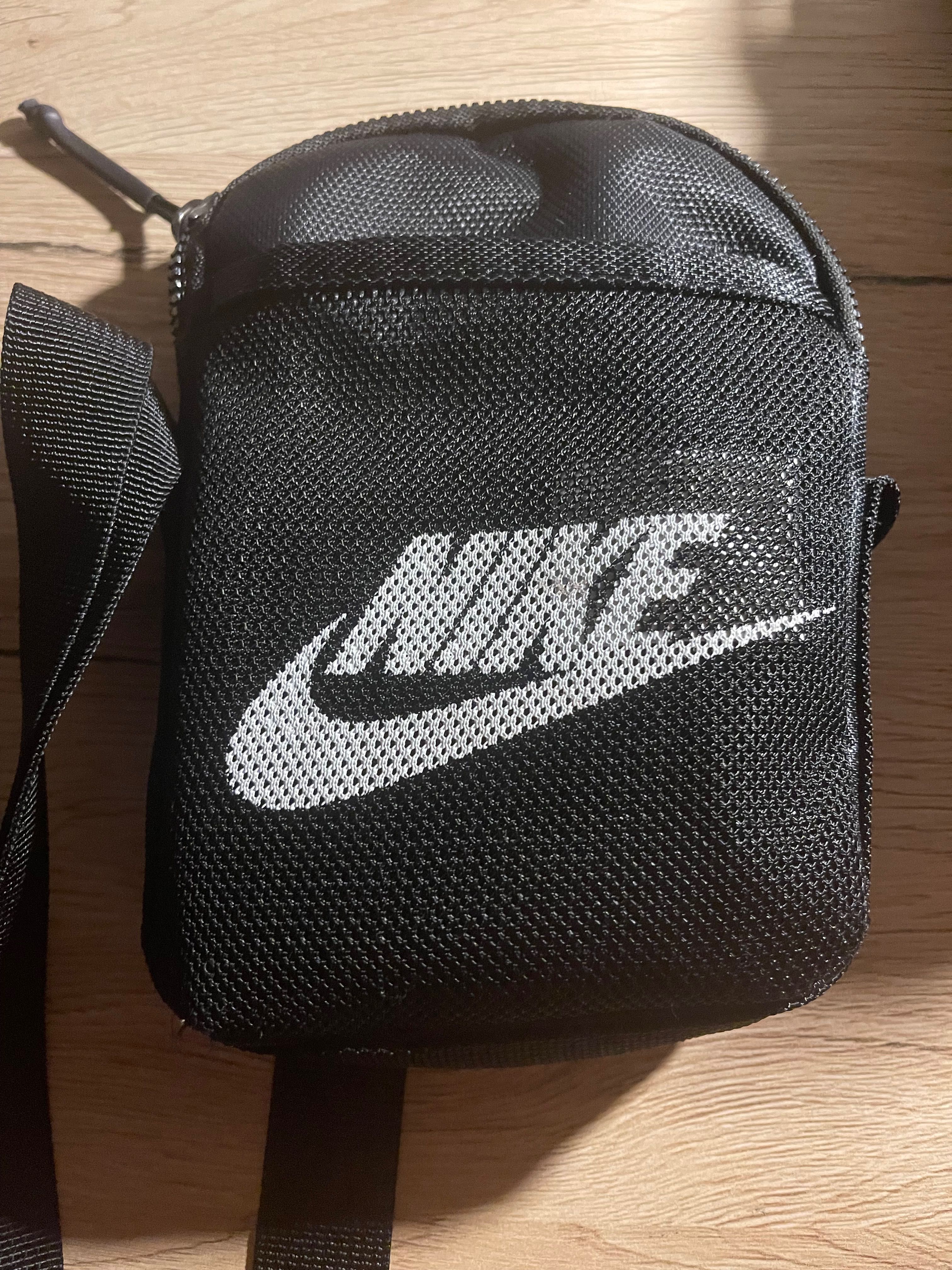 Torebka Nike Mała