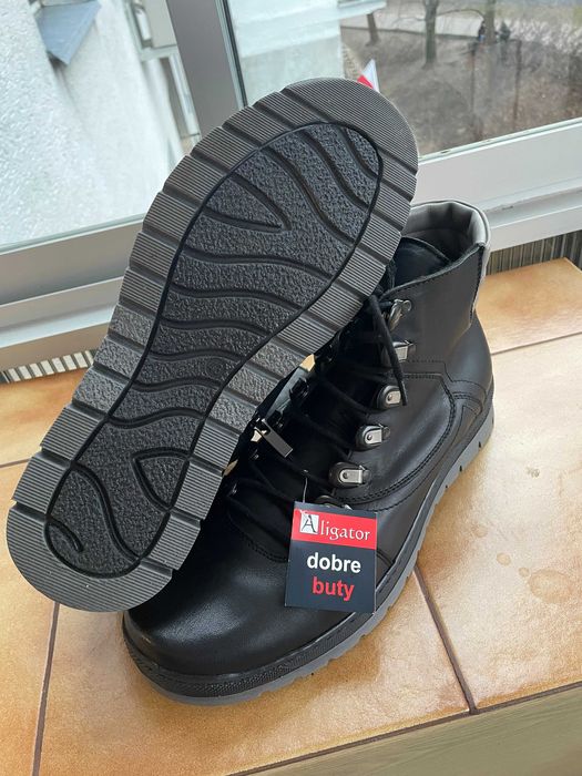 Skórzane ocieplane buty zimowe 43