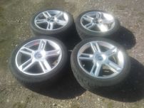 Fiat Koła Aluminiowe 17 cali 4X98 ET41 opony letnie Kormoran 225/45
