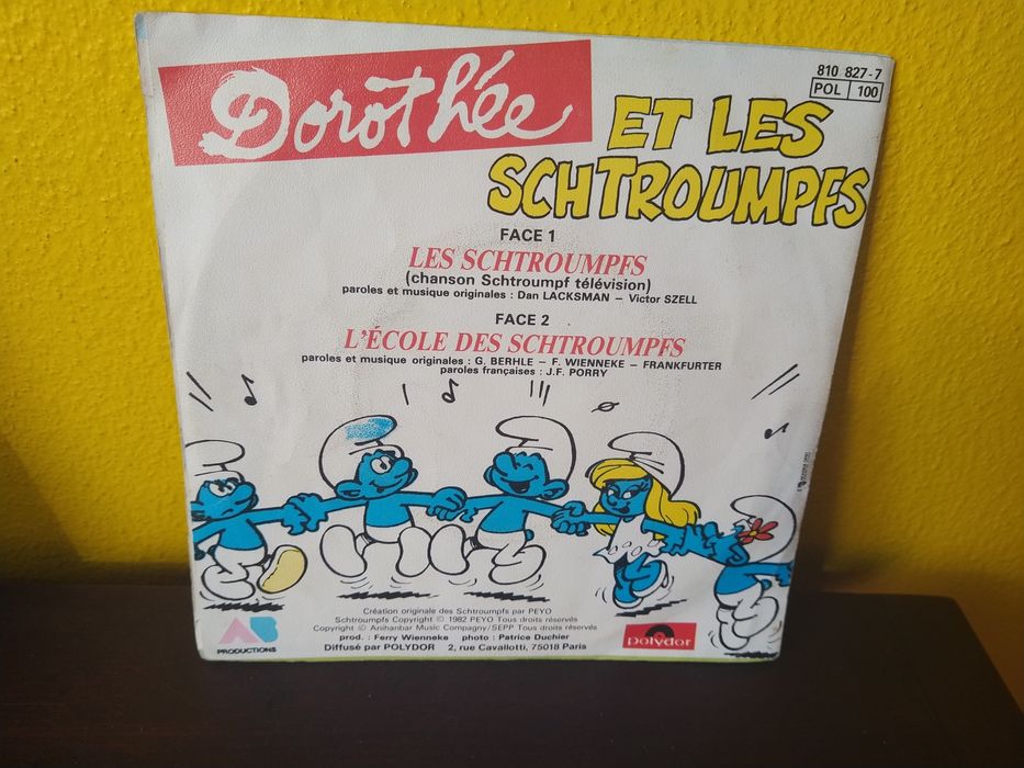 Antigo Single em Vinil dos Estrumfes em francês