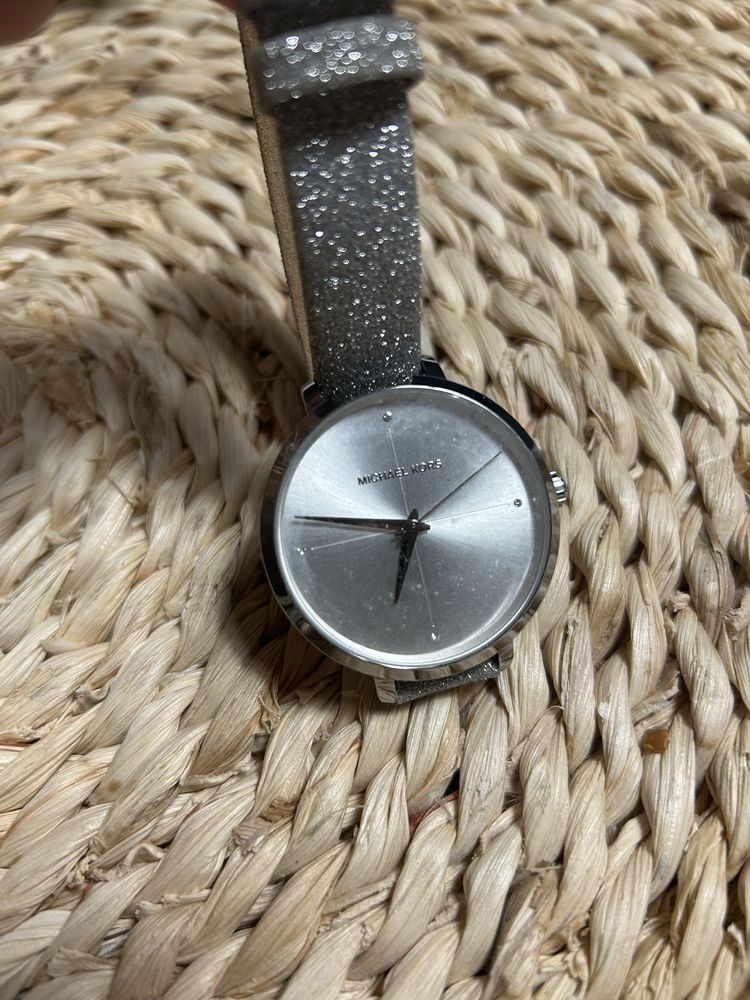 Zegarek michael kors brokatowy srebrny