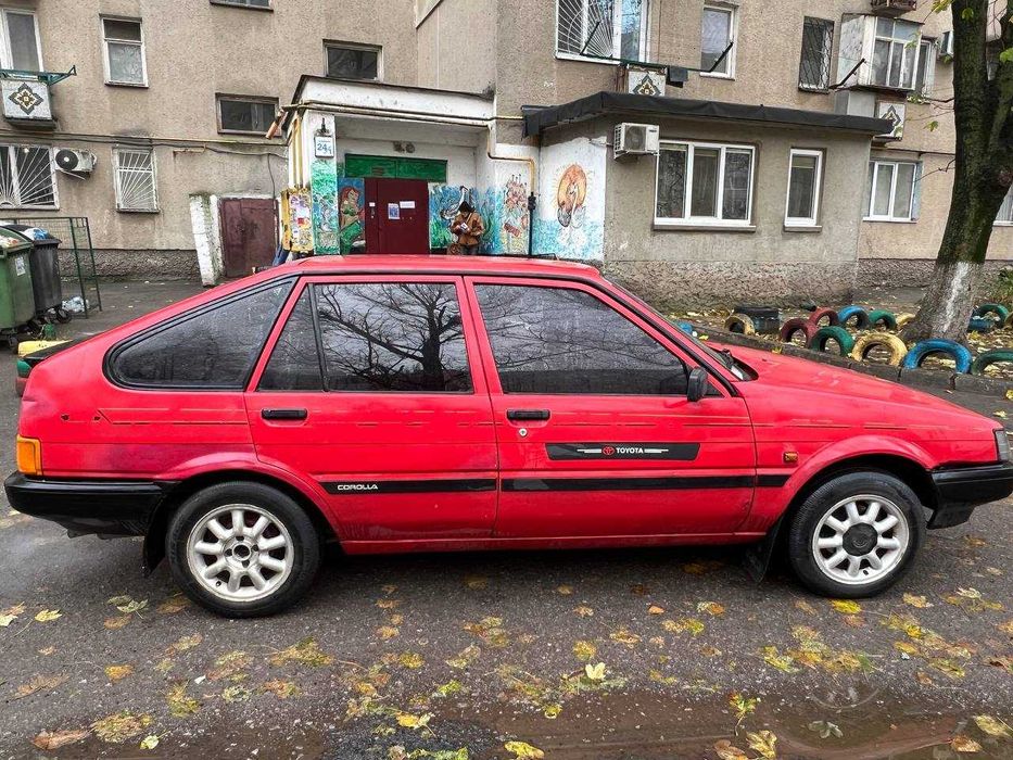 Toyota Corolla e80