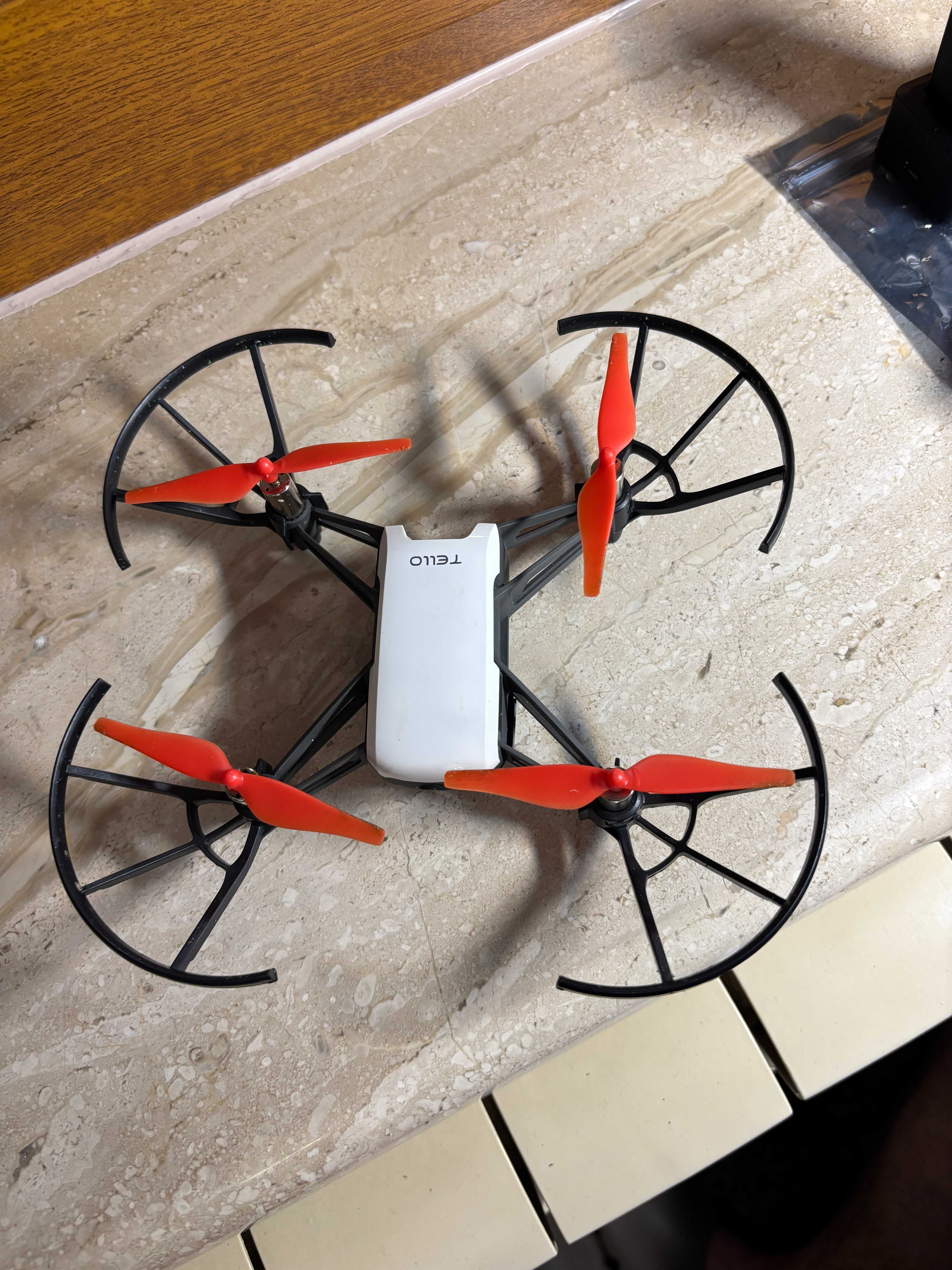 Dron DJI Tello 3 baterie kontroler DUŻY ZESTAW