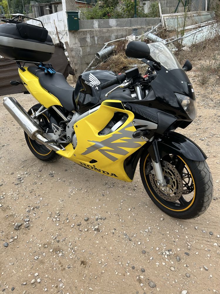 CBR600 F4 de 1999