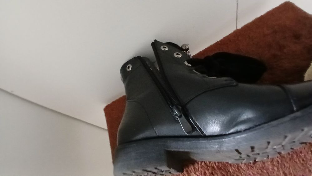 Botki wiązane i na zamek