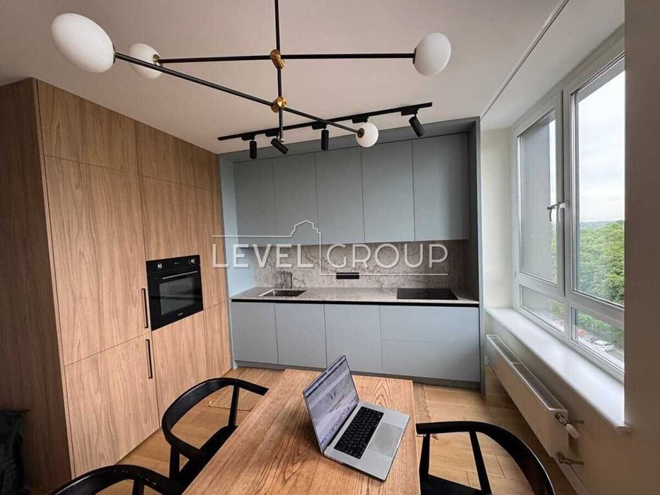 Продаж 2-кімнатної квартири з ремонтом ЖК Файна Таун