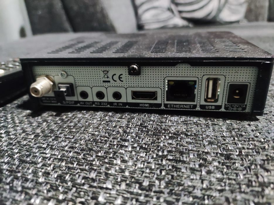 Box TV satélite Amiko