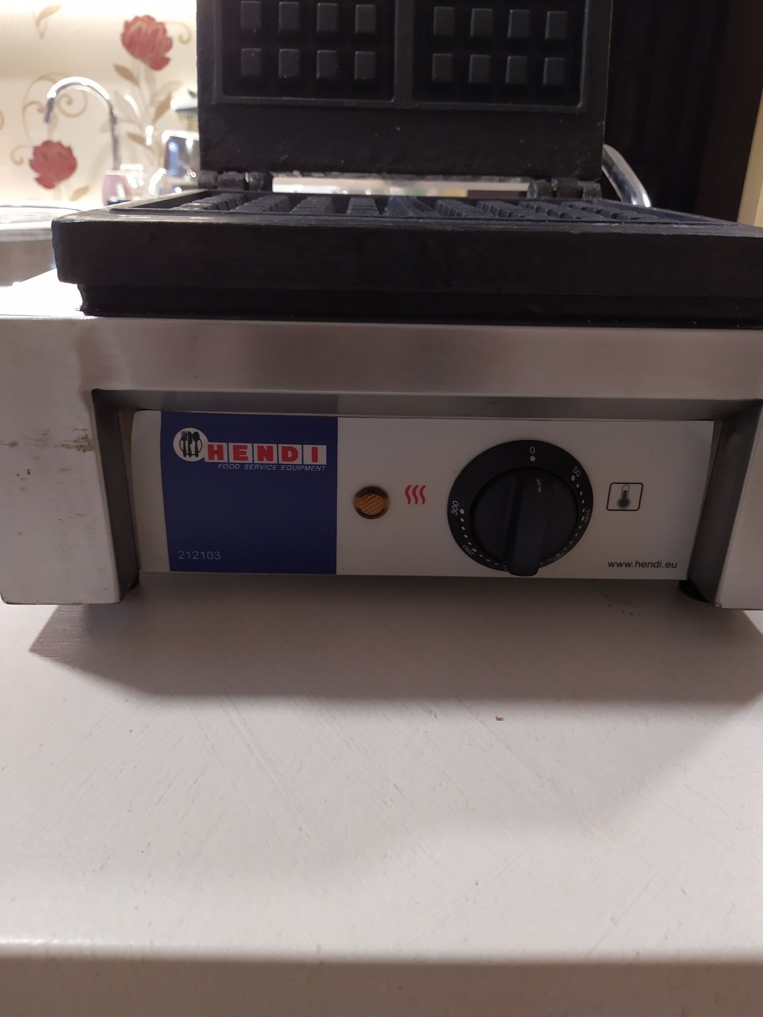 Gofrownica Hendi gastronomiczna 1500W