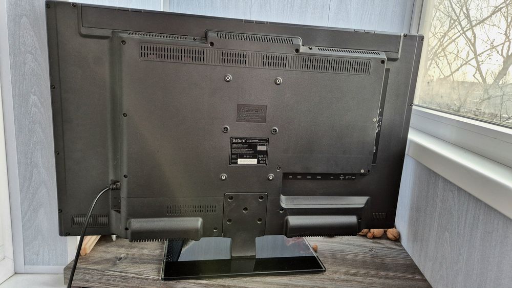 Продам телевизор