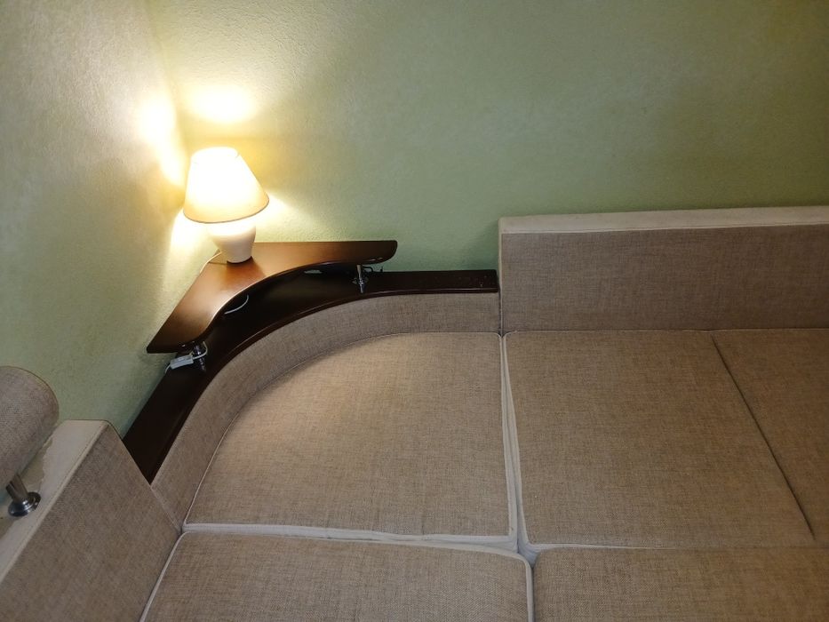 Кутовий диван великий