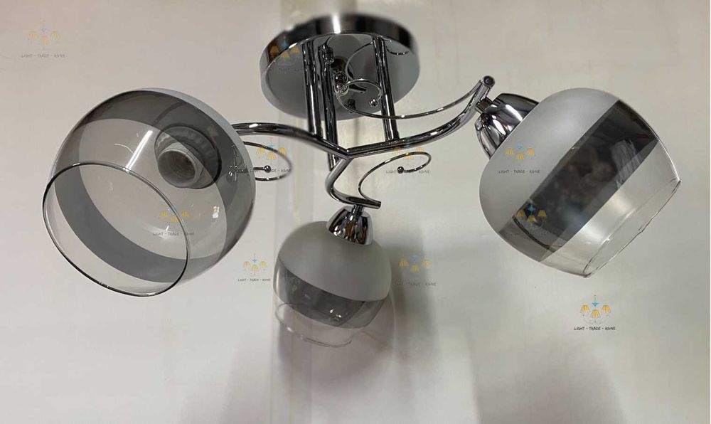 Люстра на 3 плафона Хром припотолочна