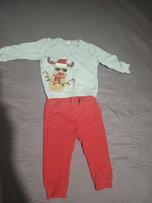 Komplet świąteczny, spodenki i bluza, rozmiar 80