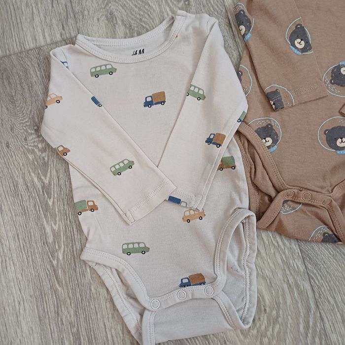 Продам бодіки на хлопчика sinsay