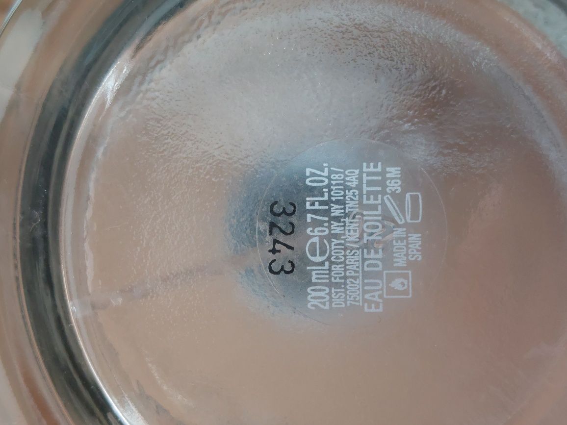 Flakon butelka po perfumach HUGO BOSS Tonic 200 ml z pudełkiem
