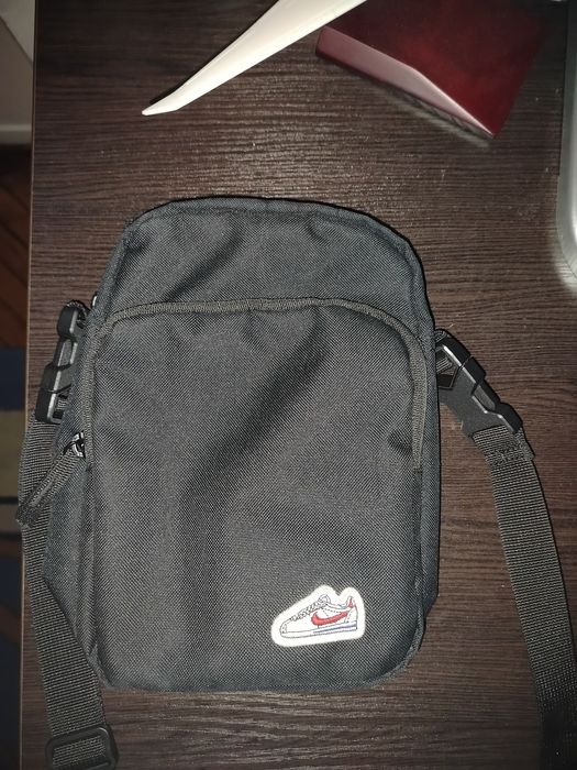 Сумка через плечо Nike cortez