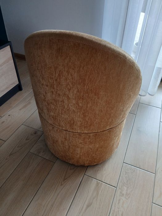 Sprzedam fotel ze schowkiem