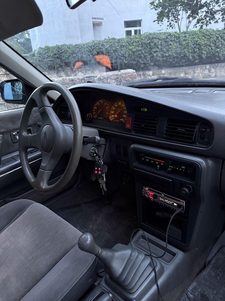 Mazda 626 GE, 1991 (ТОРГ У КАПОТА)