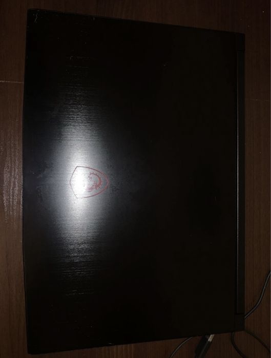 sprzedam laptop msi
