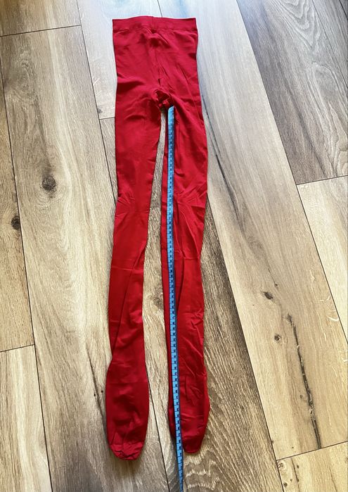 Czerwone kobiece rajstopy Calzedonia S