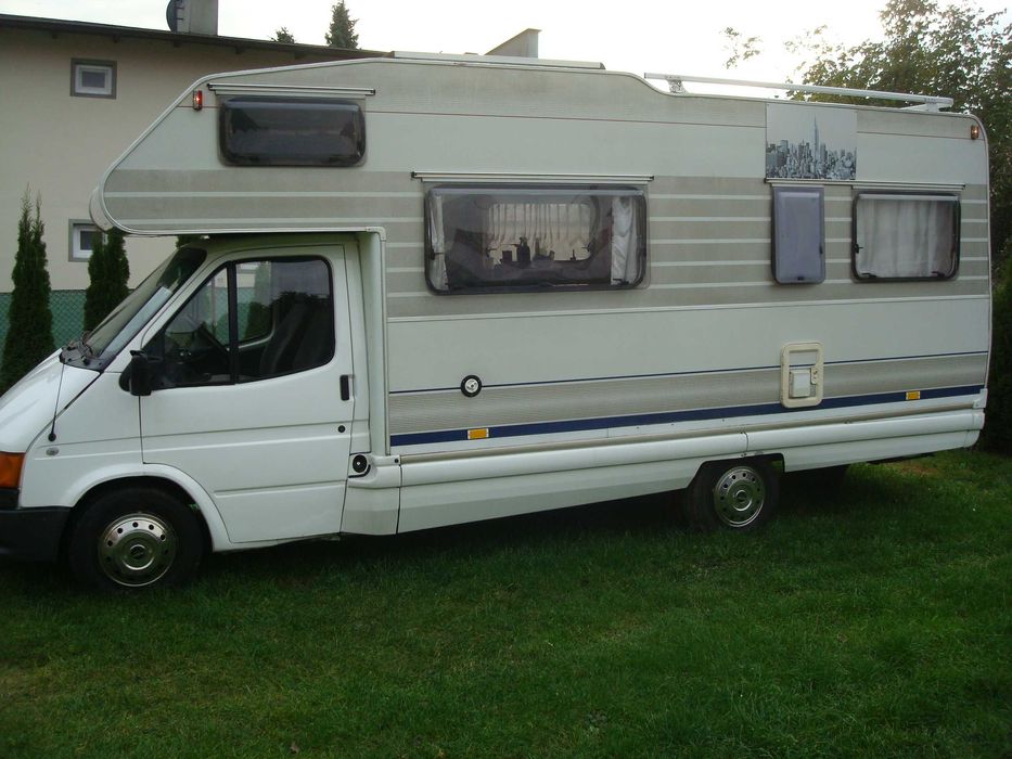 Kamper Ford Transit 2.5 D EHBFHL - 2 - 150 L 7 osobowy