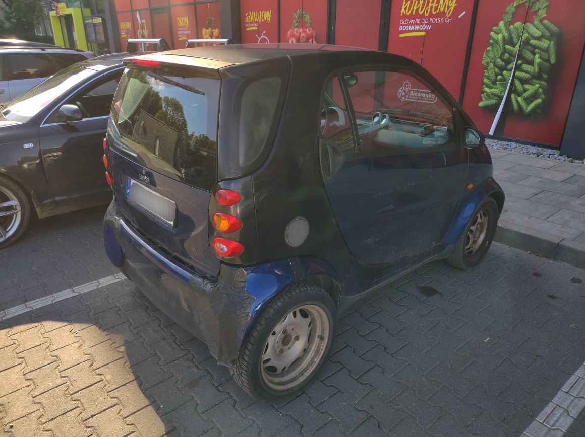 Smart 700 cm 02r nie odpala. Zarejestrowany.wazne opłaty. Wysyłka