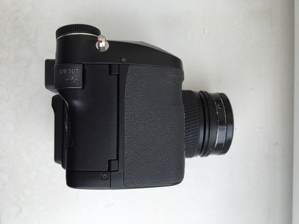 Minolta DiMAGE A1 - цифровой фотоаппарат