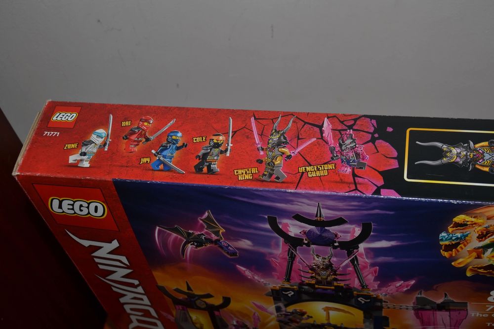 Конструктор LEGO NINJAGO Храм Кришталевого короля 71771 Нове