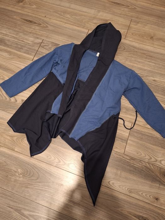 Bluza żakiet narzutka z kapturem Nowa ze sciagaczem HURT