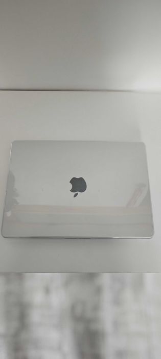 Na sprzedaż: MacBook Pro 14" M1 Pro – 16 GB RAM, 1TB SSD CPU 10 GPU 16