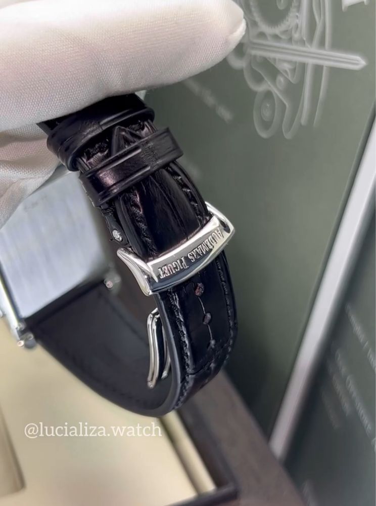 Часы Audemars Piguet Edward Chronograph Золото 18k 36x29mm 11.000$