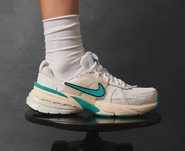 ОРИГІНАЛ! W Nike V2K Run оригінальні жіночі кросівки